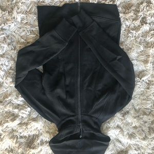 Lululemon hooded sweatshirt / jacket black size 8